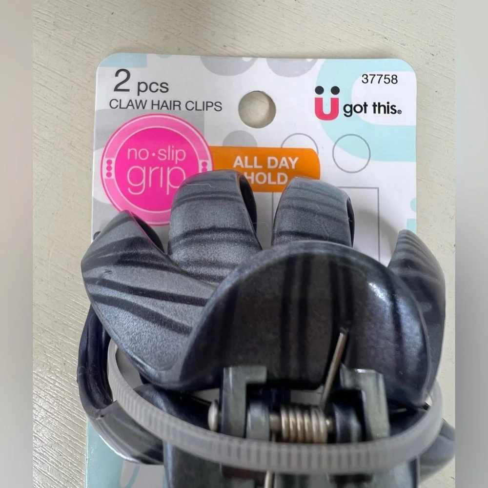 Brand New-Scunci Hair Clips - Set of 2